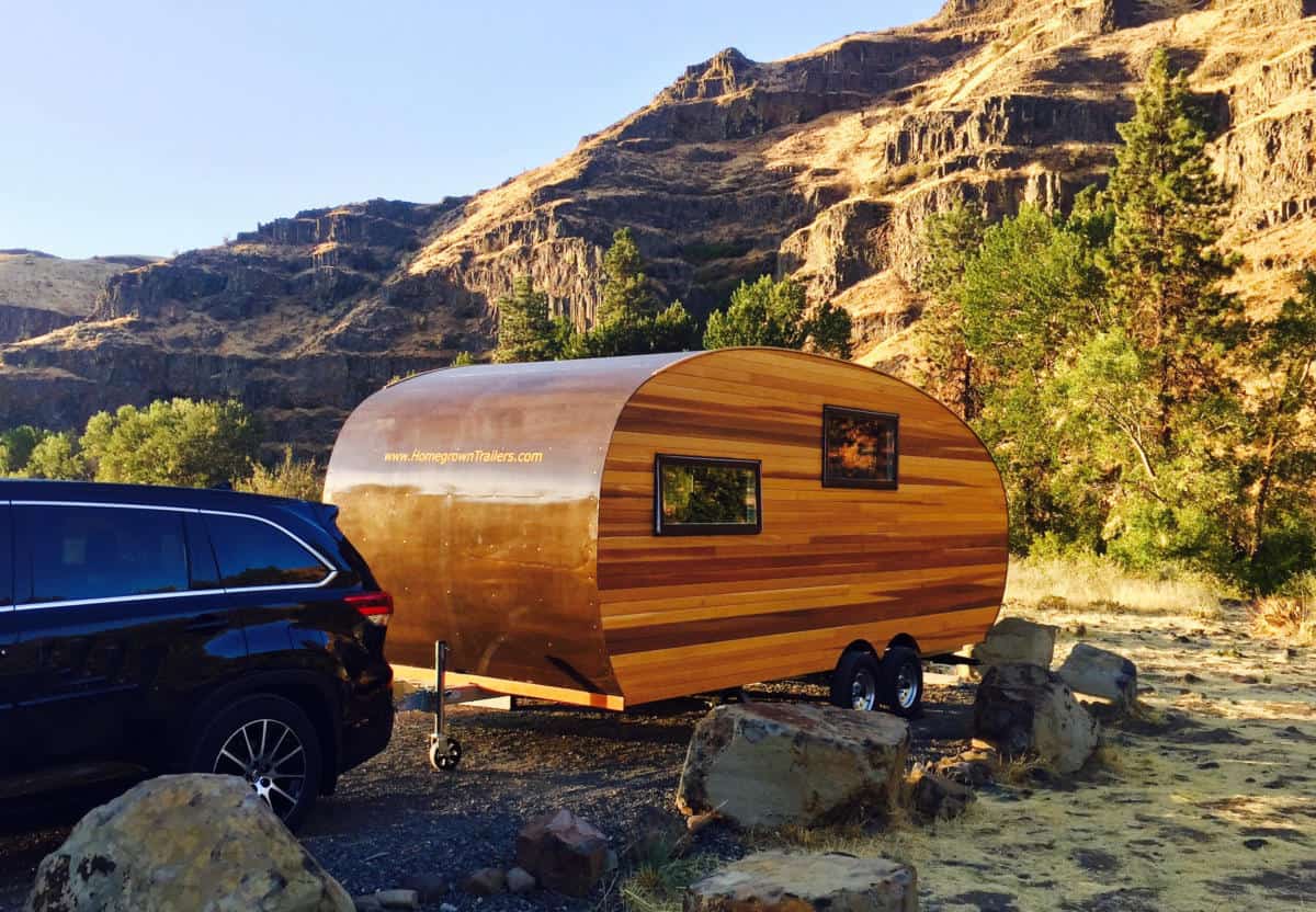 sustainable off-grid tiny house on wheels