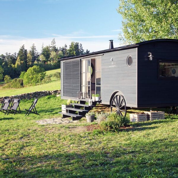 tiny house from caravan