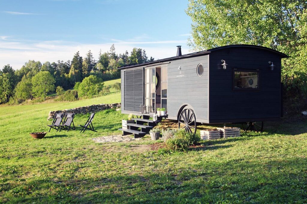 tiny house from caravan