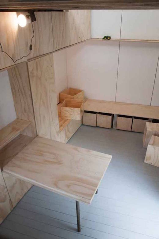 family-move-to-a-tiny-house1